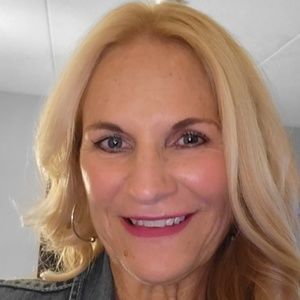 Meet your Posher, Diane